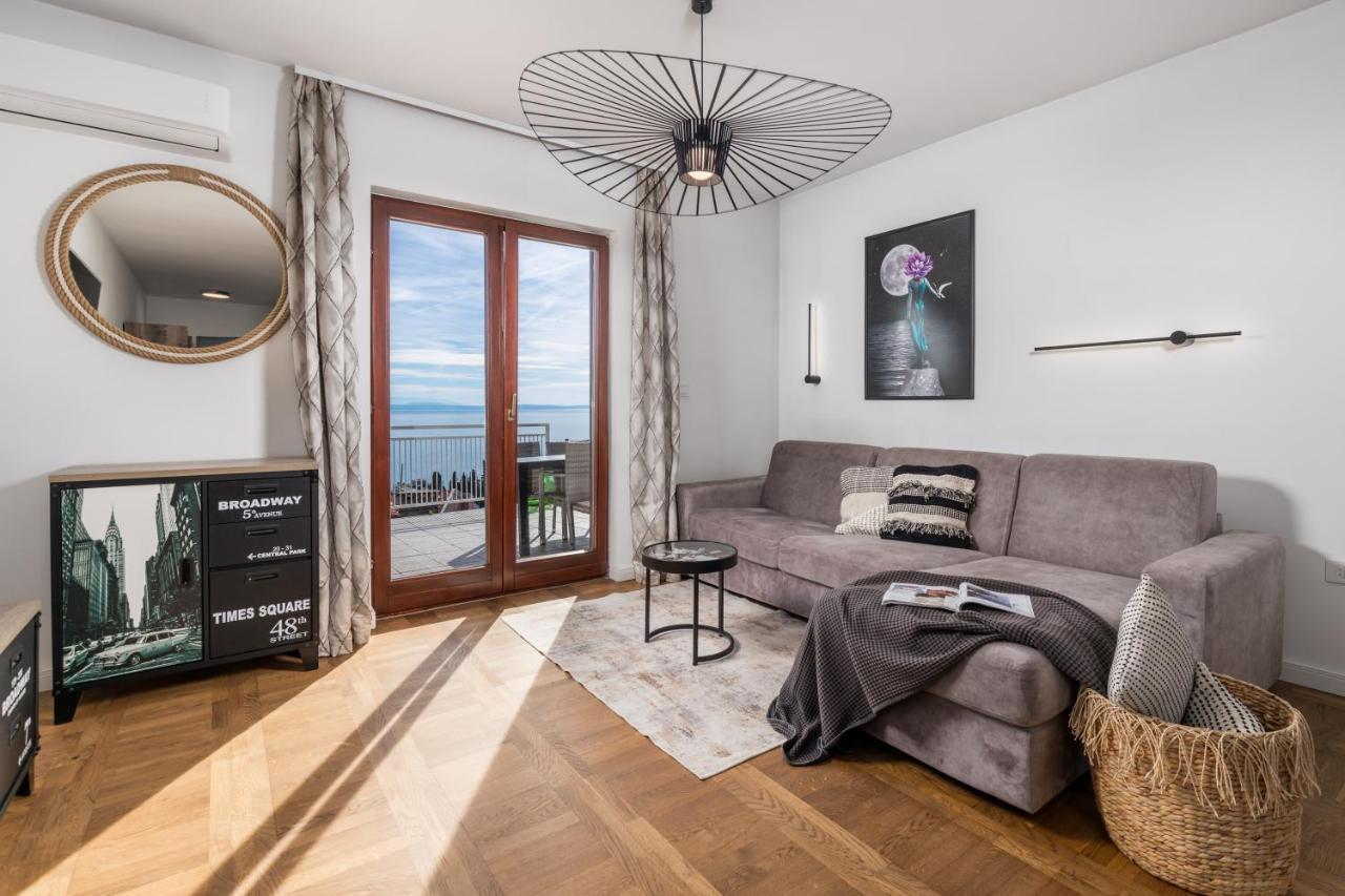 Mak Apartment *